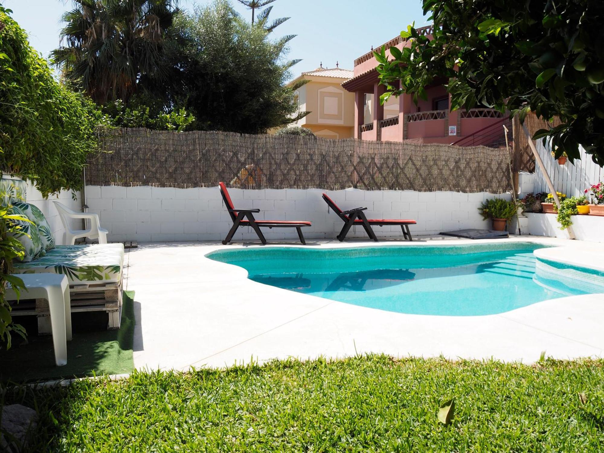 Villa Ibicenca Love Benalmádena Exteriör bild