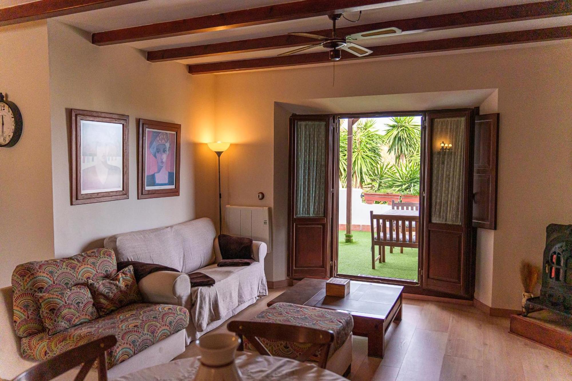 Villa Ibicenca Love Benalmádena Exteriör bild