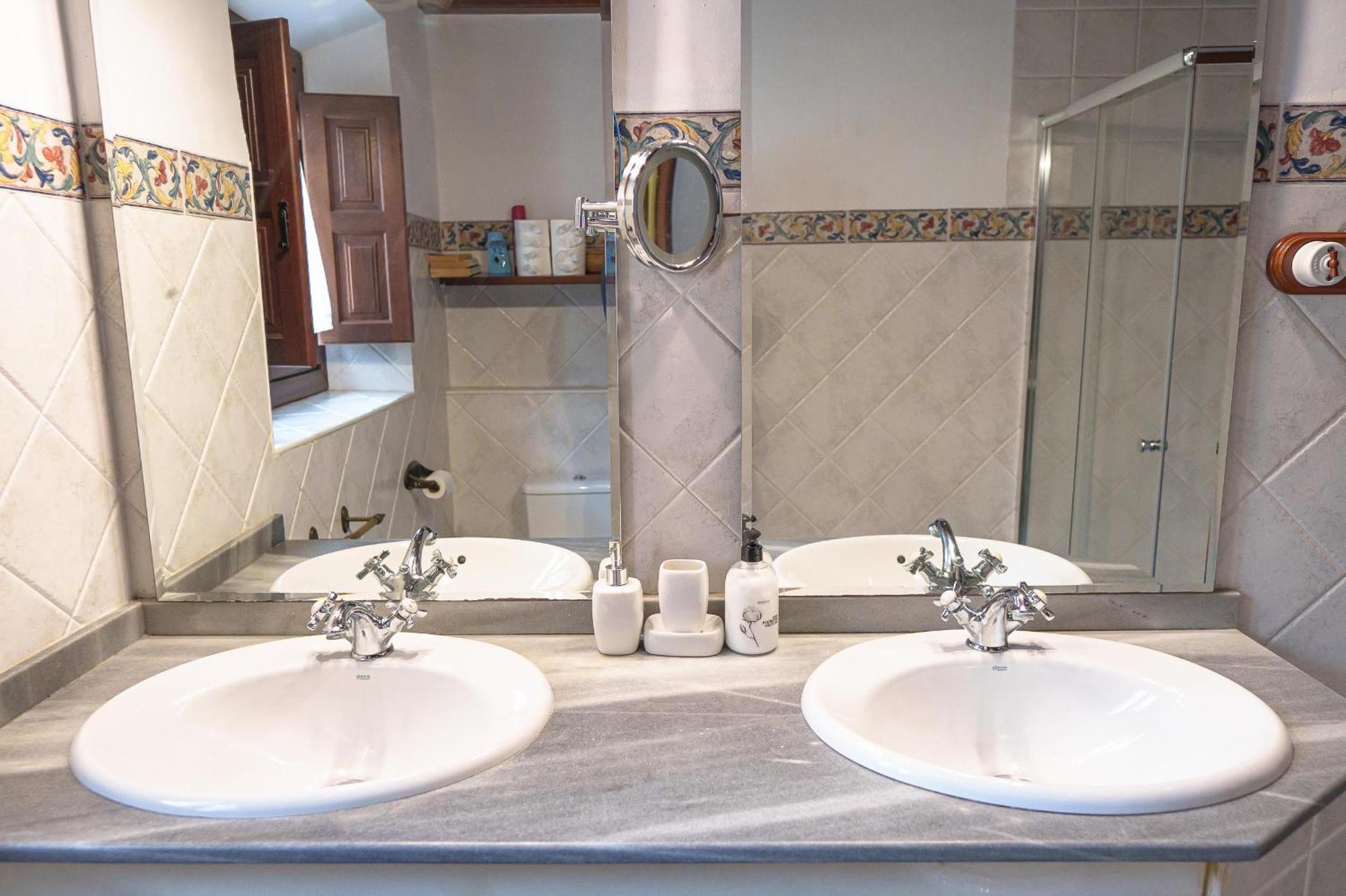 Villa Ibicenca Love Benalmádena Exteriör bild