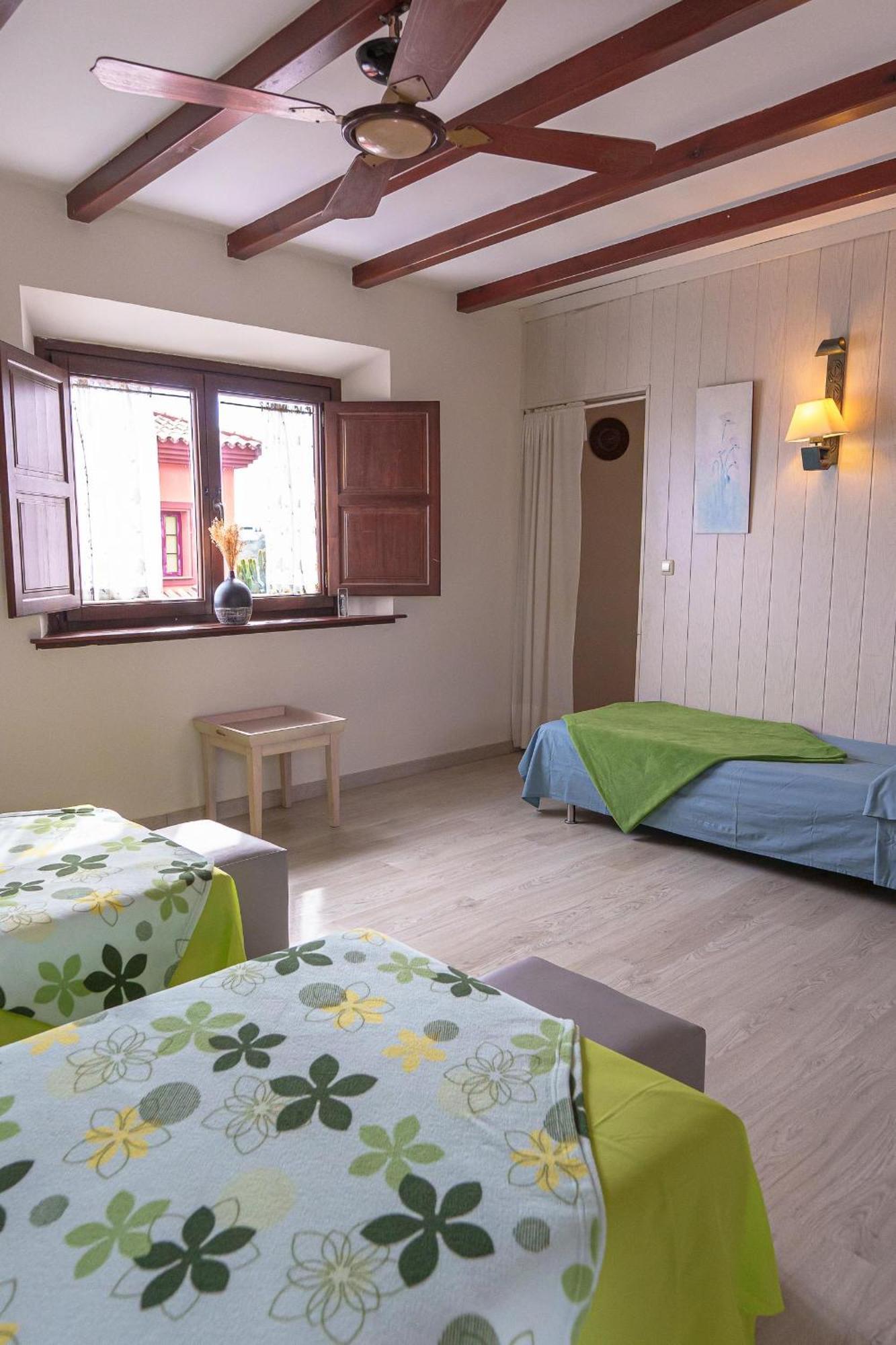 Villa Ibicenca Love Benalmádena Exteriör bild