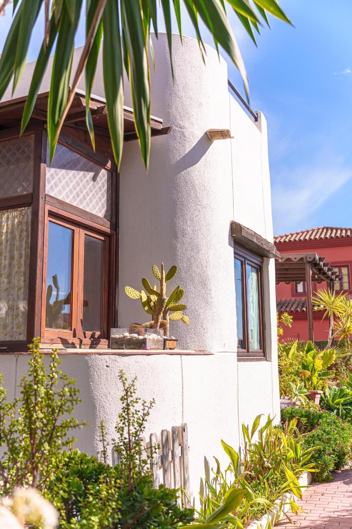 Villa Ibicenca Love Benalmádena Exteriör bild